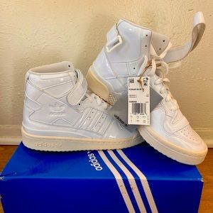 Brand new Adidas ‘Forum’ high tops